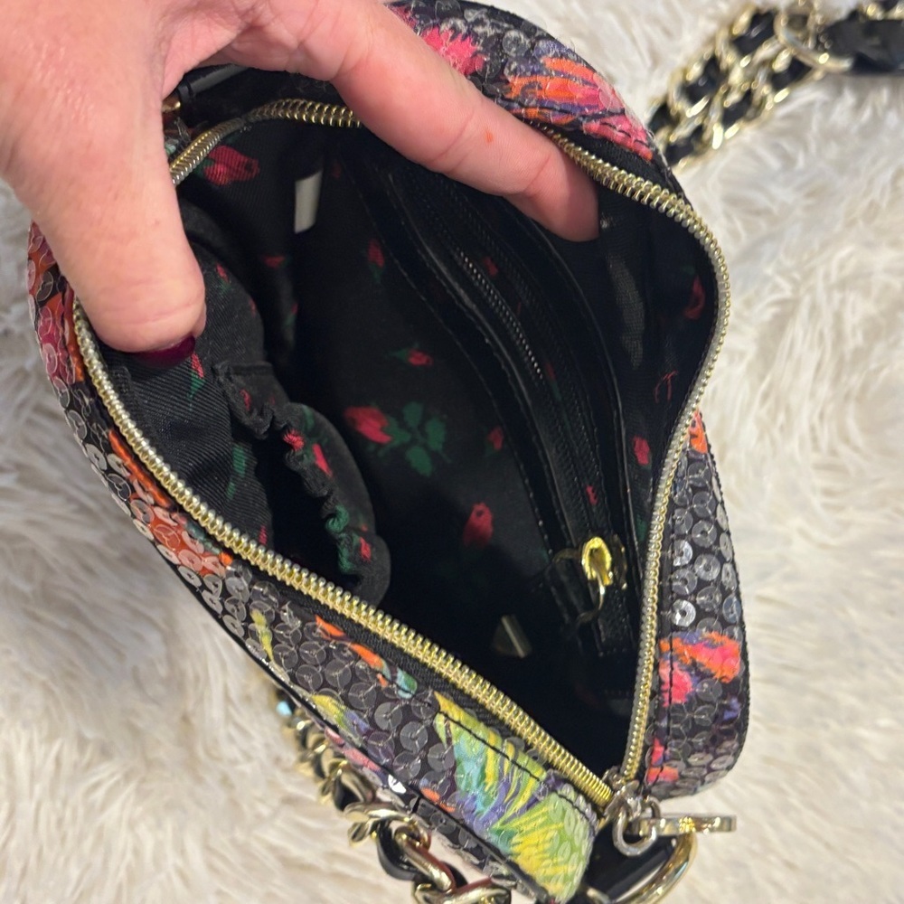 BETSEY JOHNSON Butterfly Heart Shaped Sequin Shoulder Bag Long Strap Small Purse - Picture 7 of 11